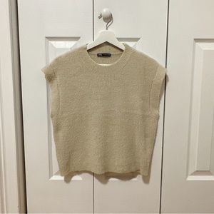 ❌SOLD❌Zara knit vest
